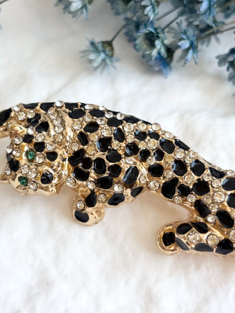 Climbling Leopard Figural Gold Toned Black Rhinestone Vintage Insp Brooch Pin - Picture 7 of 13